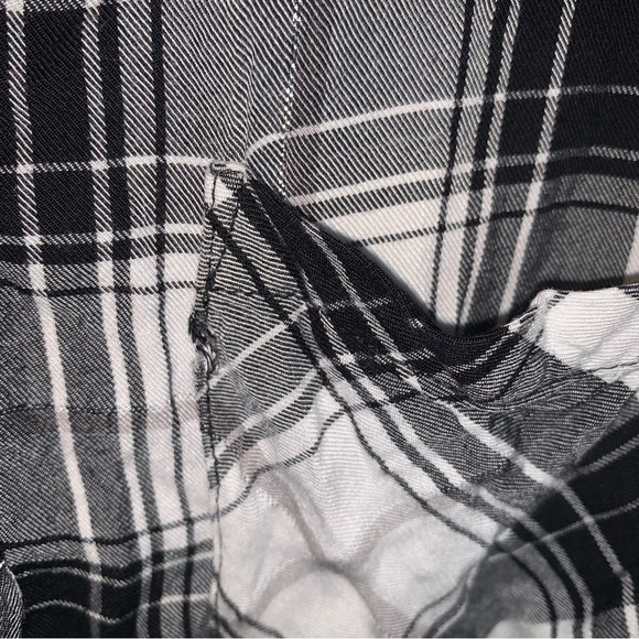Cleo Black and White Plaid Ruffle Metallic Threading Button Down Shirt S - Picture 8 of 9